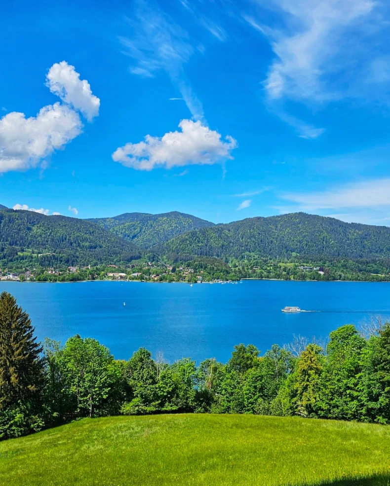 Tegernsee mit Hund