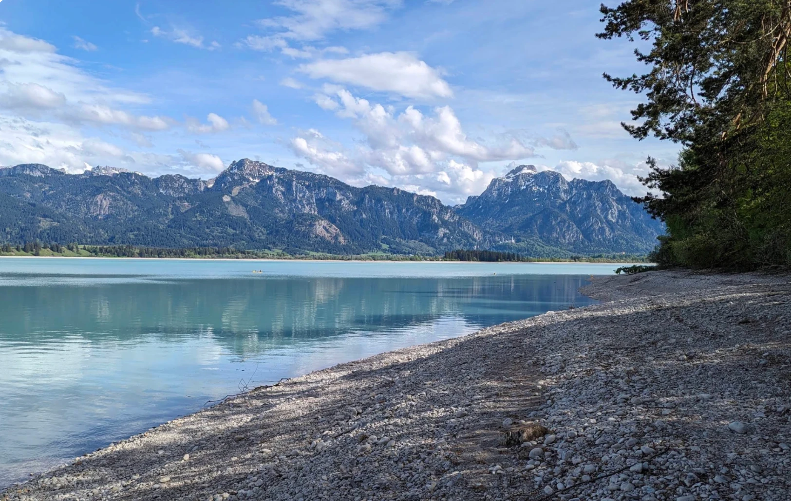 Kiesstrand am Forggensee