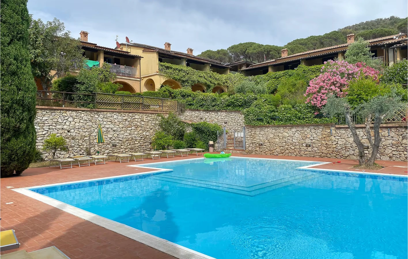 🏝️🐾 Elba mit Hund: 7 Nächte auf der Mittelmeerinsel ab 201 € p.P.