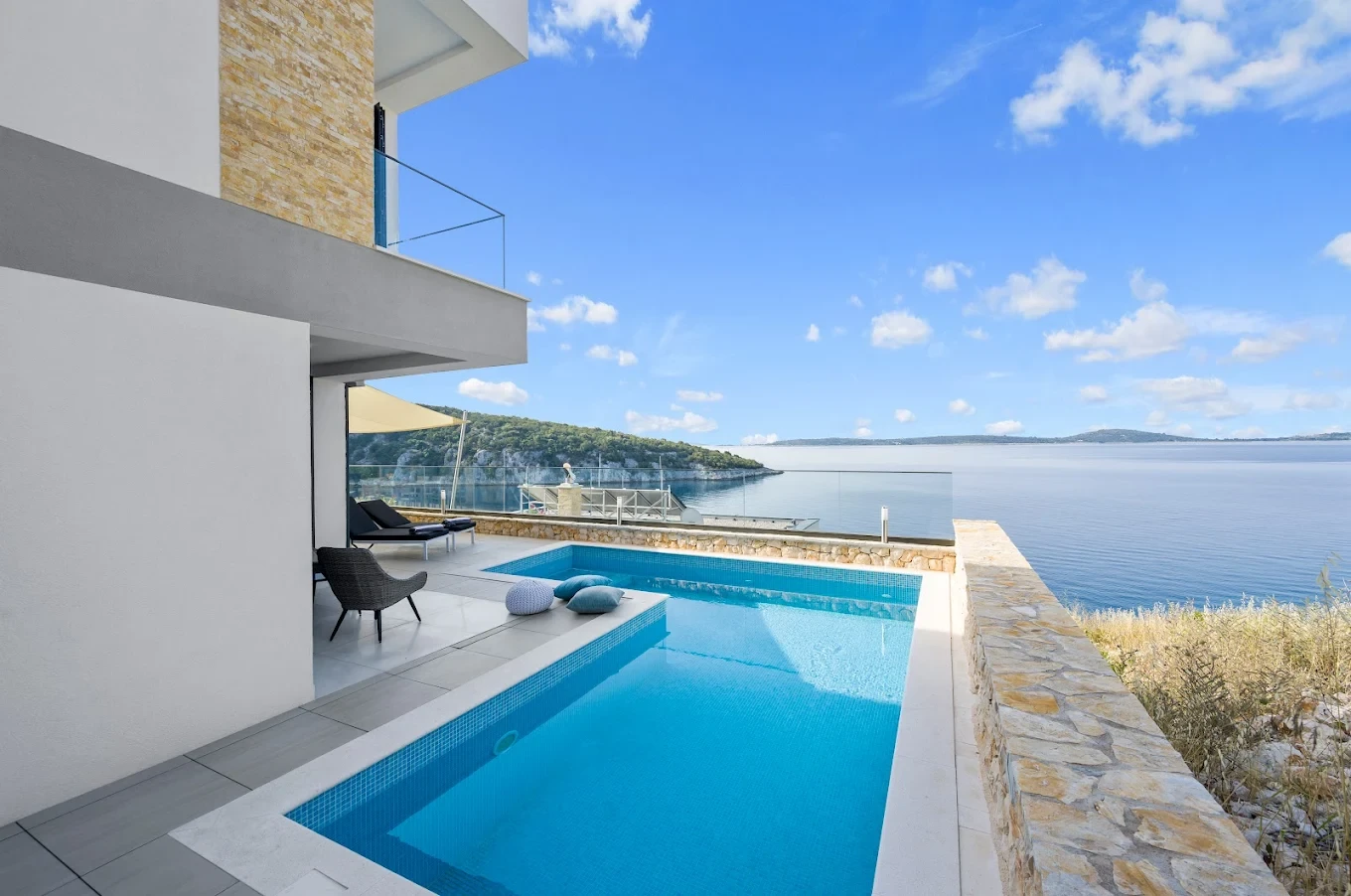 5 Tage Luxusvilla mit Meerblick nur €304 p.P.
