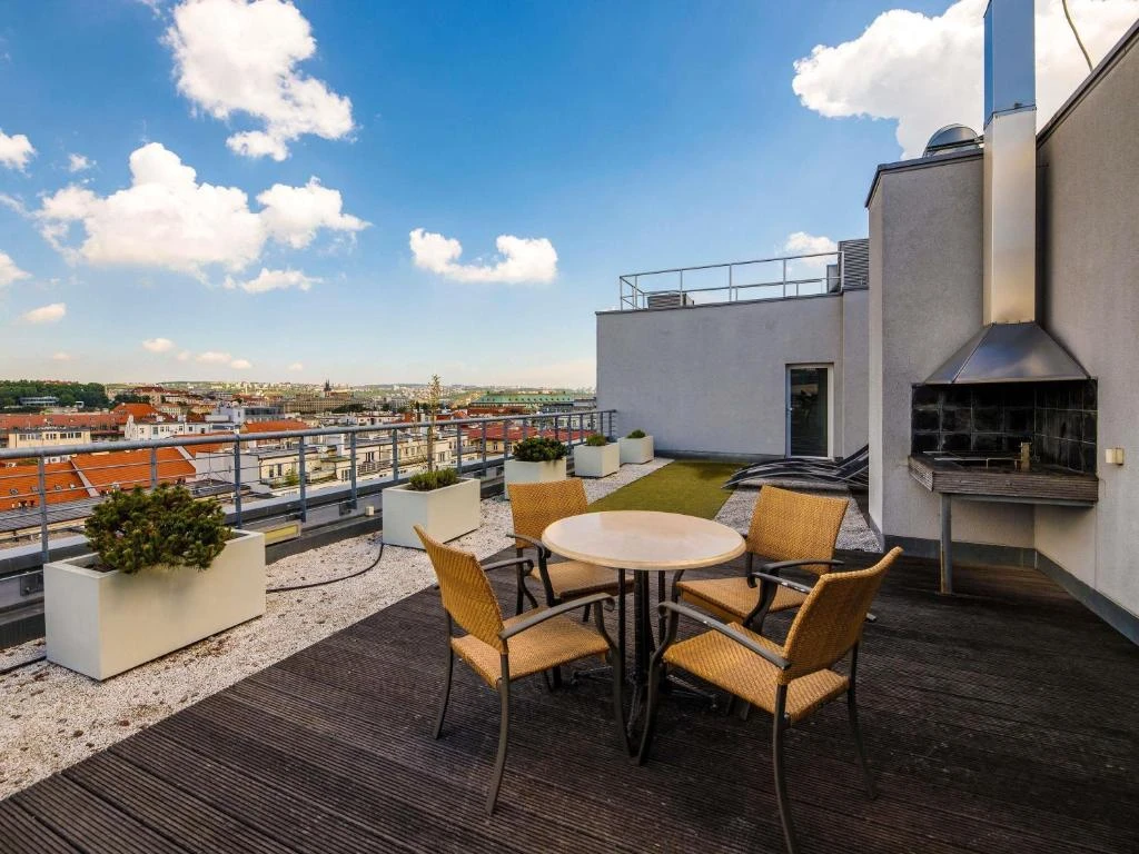 Hotel "ibis Praha Old Town" in zentraler Altstadtlage in Prag 3