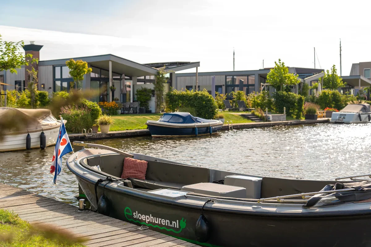 Ferienhaus mit privatem Bootssteg in Akkrum 4