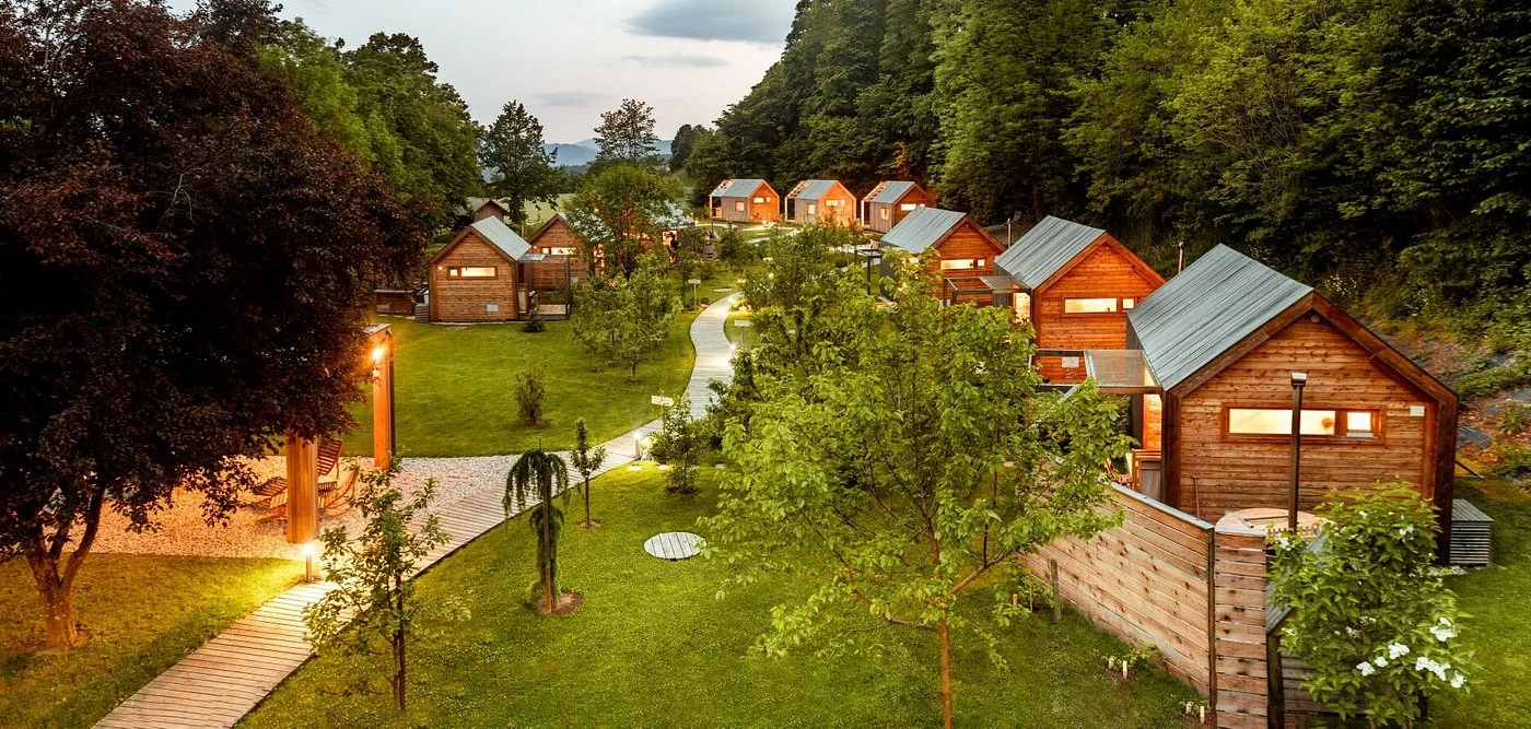 Glamping Mountain Fairy Tale 5