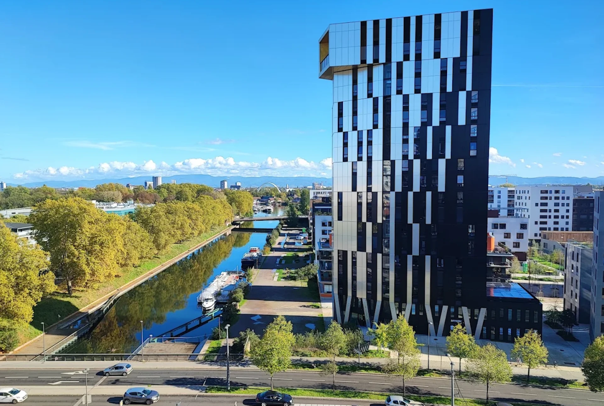 Stadthotel "OKKO Hotels Strasbourg Centre" direkt an der Presqu’île Malraux