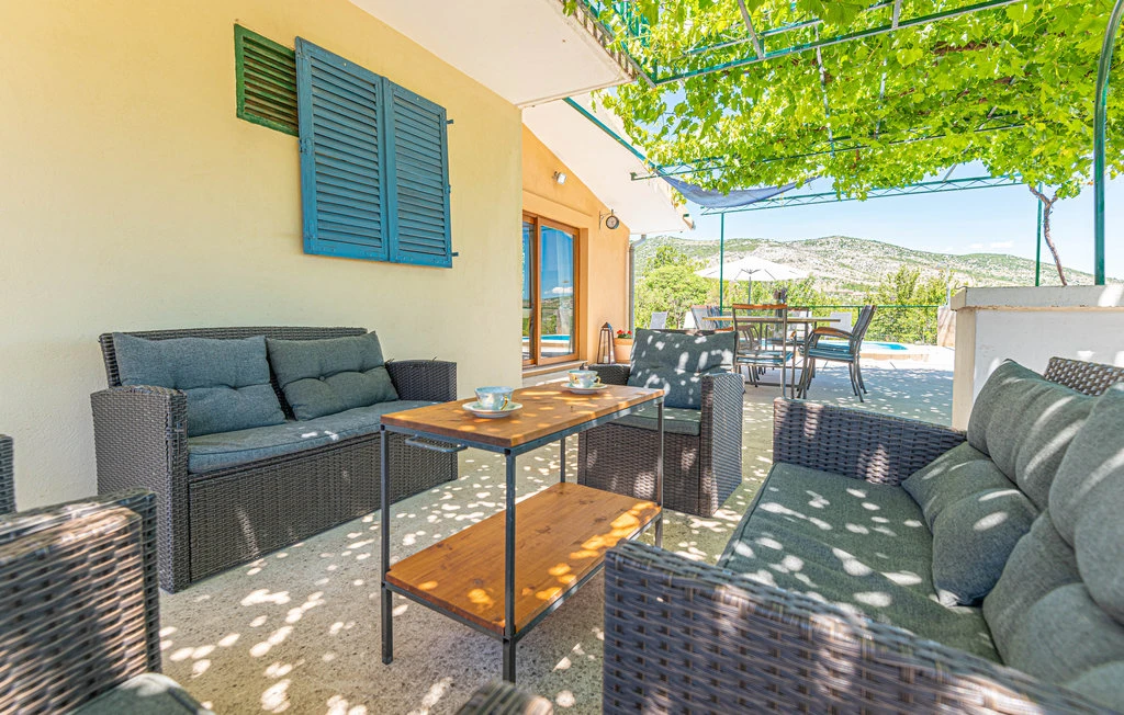 Ferienhaus "Mravnica" mit privatem Pool und eingezäuntem Grundstück 3