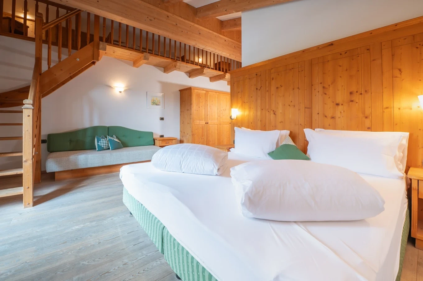 Mountain Lodge "Ütia de Börz" am Passo delle Erbe in den Dolomiten 4