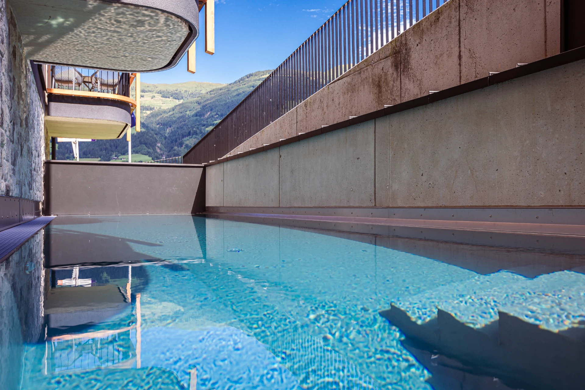 ALPS RESORTS Zillertal Suites Fügen