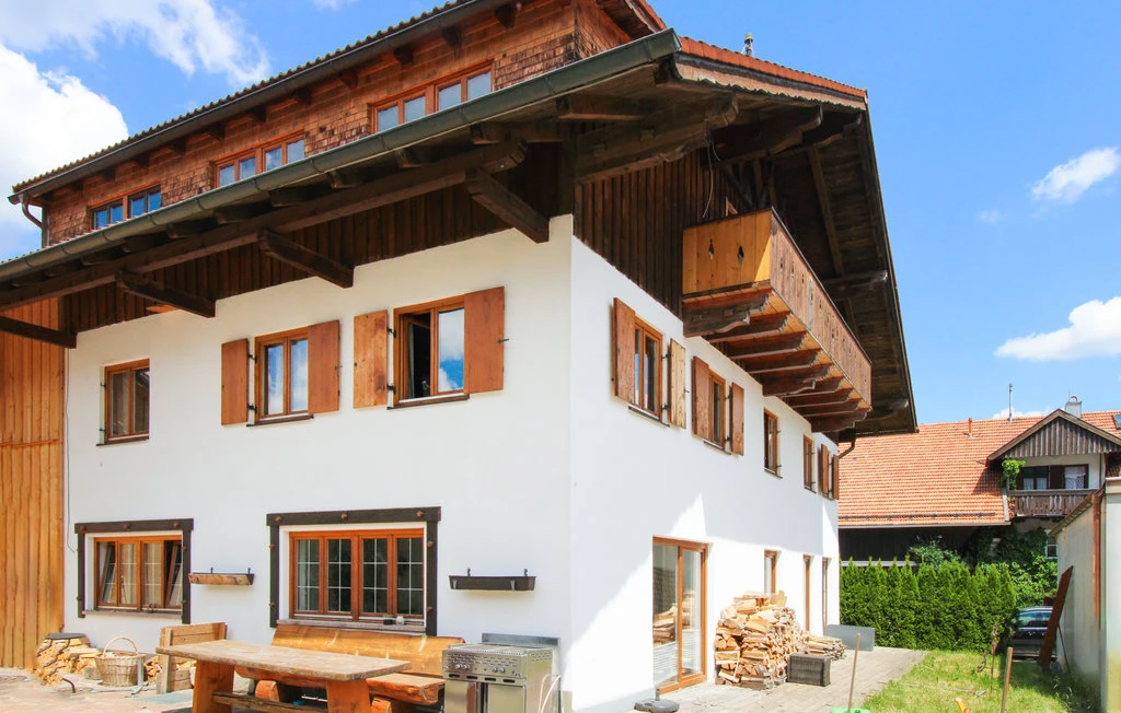 Ferienwohnung in Pfronten mit Sauna und Bergblick 2
