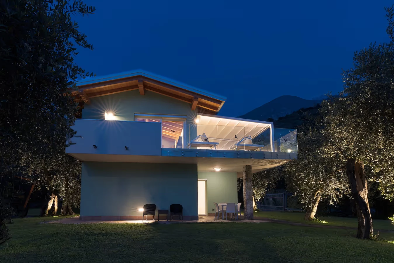 Ferienhaus mit Seeblick und Whirlpool in Malcesine 3