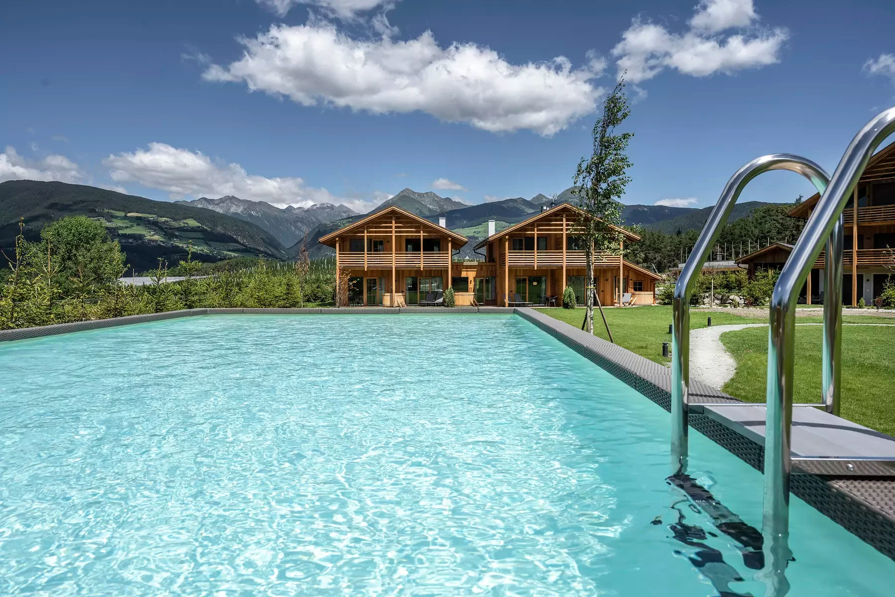 8 Tage Südtirol im 4★ Chalet auf dem Apfelplateau