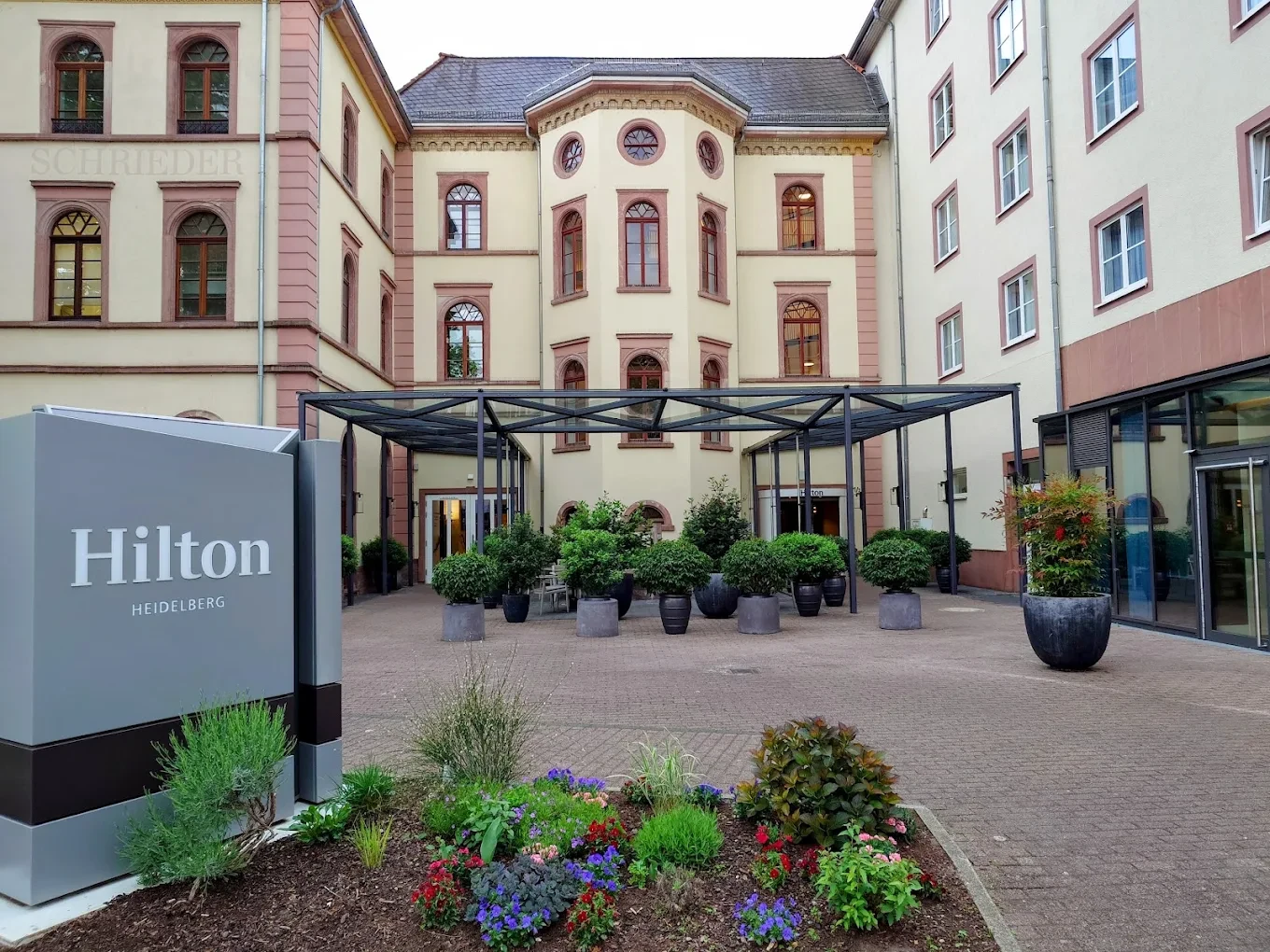 Stadthotel "Hilton Heidelberg" nahe der Altstadt