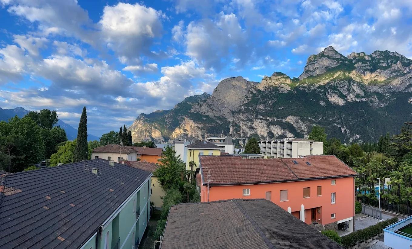 Hotel "Hi Hotels" direkt am Gardasee in Riva del Garda 5