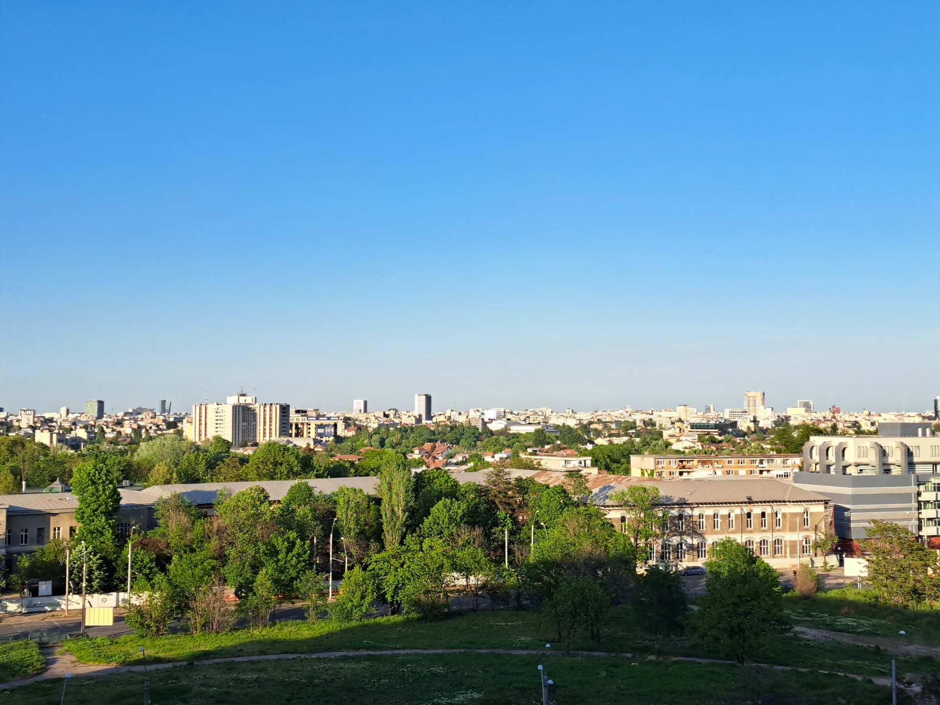 Ferienwohnung "Beautiful new studios super location" im Herzen von Bukarest 5