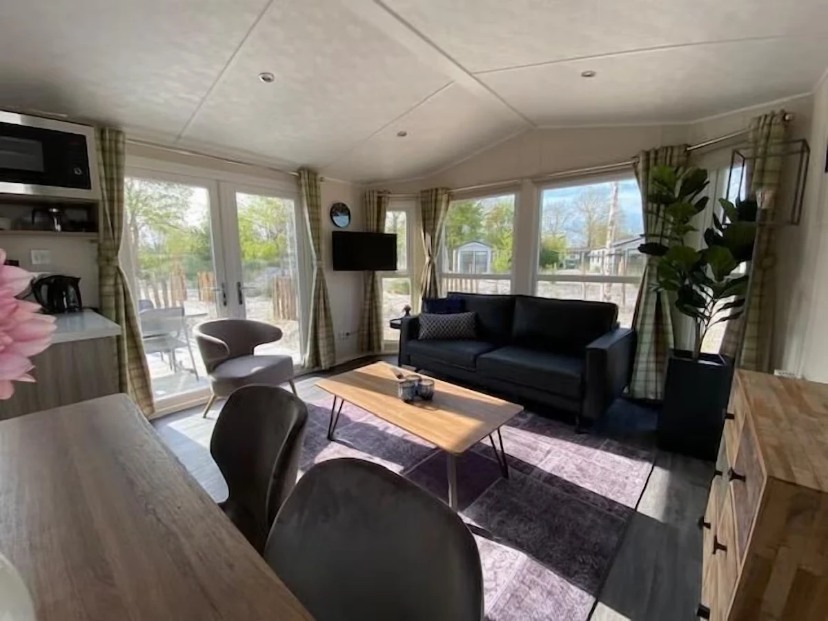 Chalet im EuroParcs Zuiderzee am Veluwemeer 3