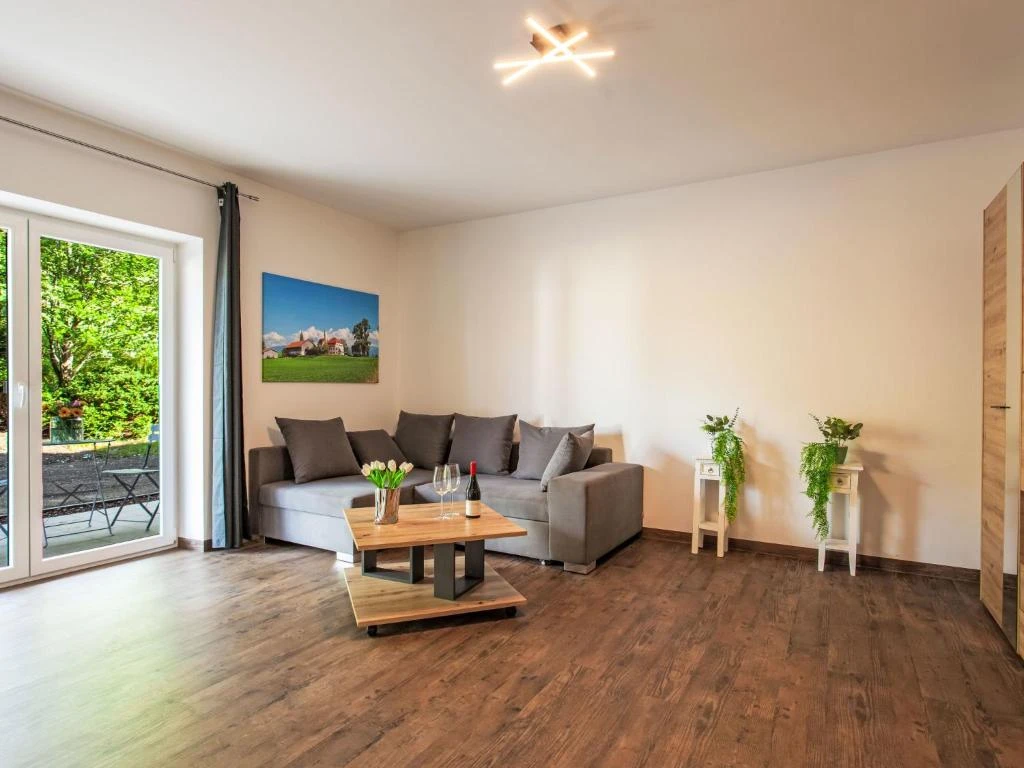 Ferienwohnung "Alpenlodge Hochvogel by Interhome" nahe dem Lechsee 3