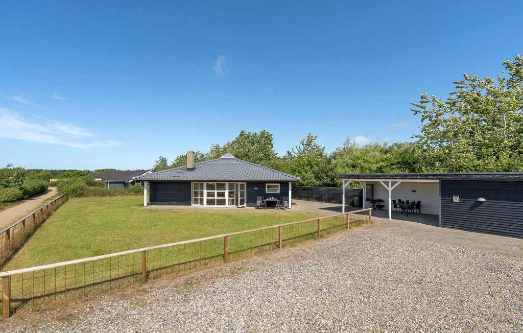Ferienhaus "Skaven Strand" mit Sauna, Whirlpool und Hundestrand-Nähe 2