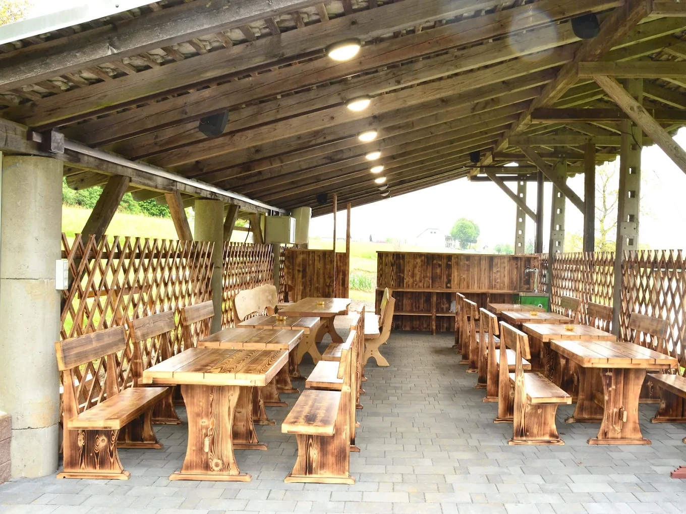 Glamping "Zgornja Dobrava" mit Holzhäusern und Bergblick bei Radovljica 4