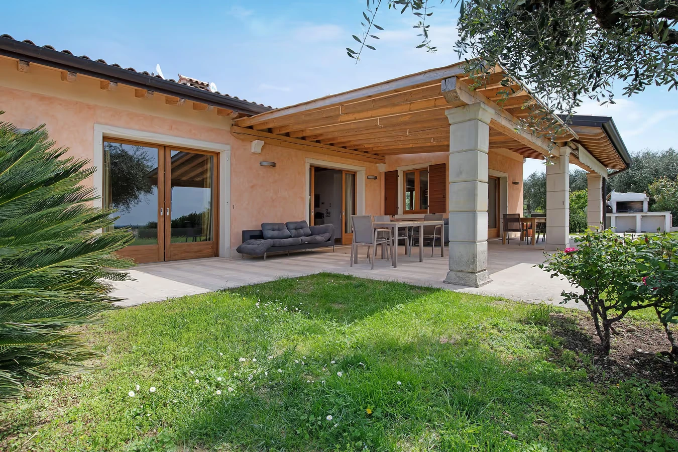 Villa "Sellemond" mit Pool, Sauna und Seeblick bei Lazise 2