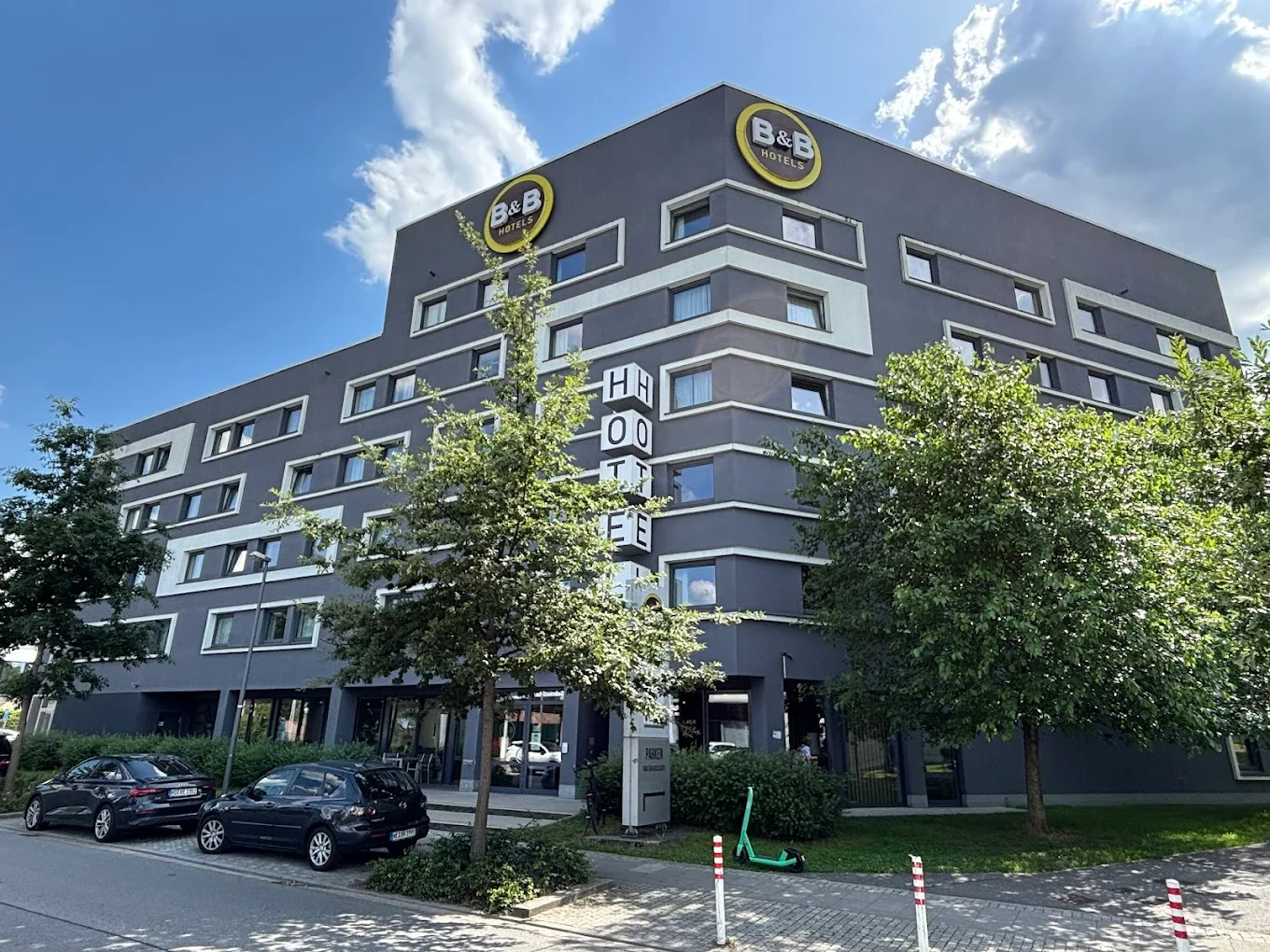 B&B Hotel Heidelberg mit Frühstücksbuffet nahe Hauptbahnhof