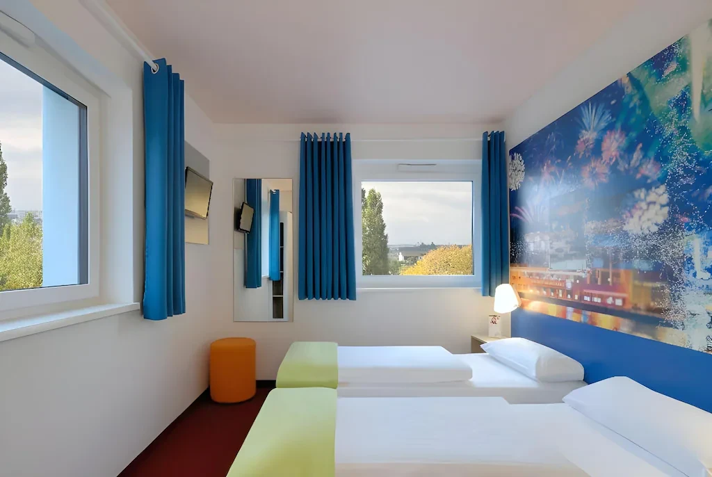 B&B Hotel Heidelberg mit Frühstücksbuffet nahe Hauptbahnhof 2