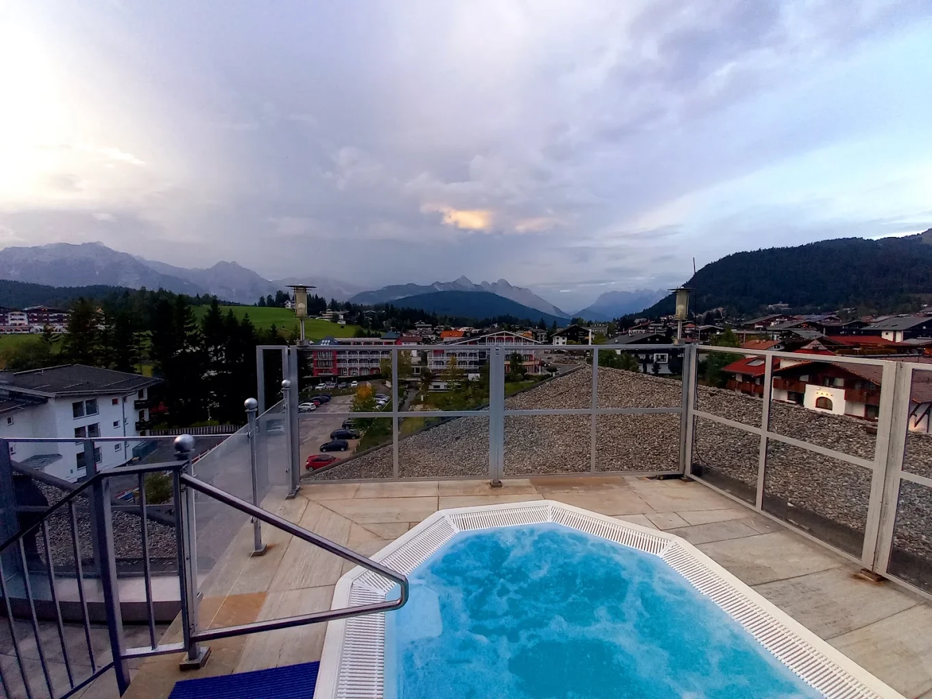 Hotel "Das Kaltschmid" mit Wellness und Berglage in Seefeld in Tirol 4
