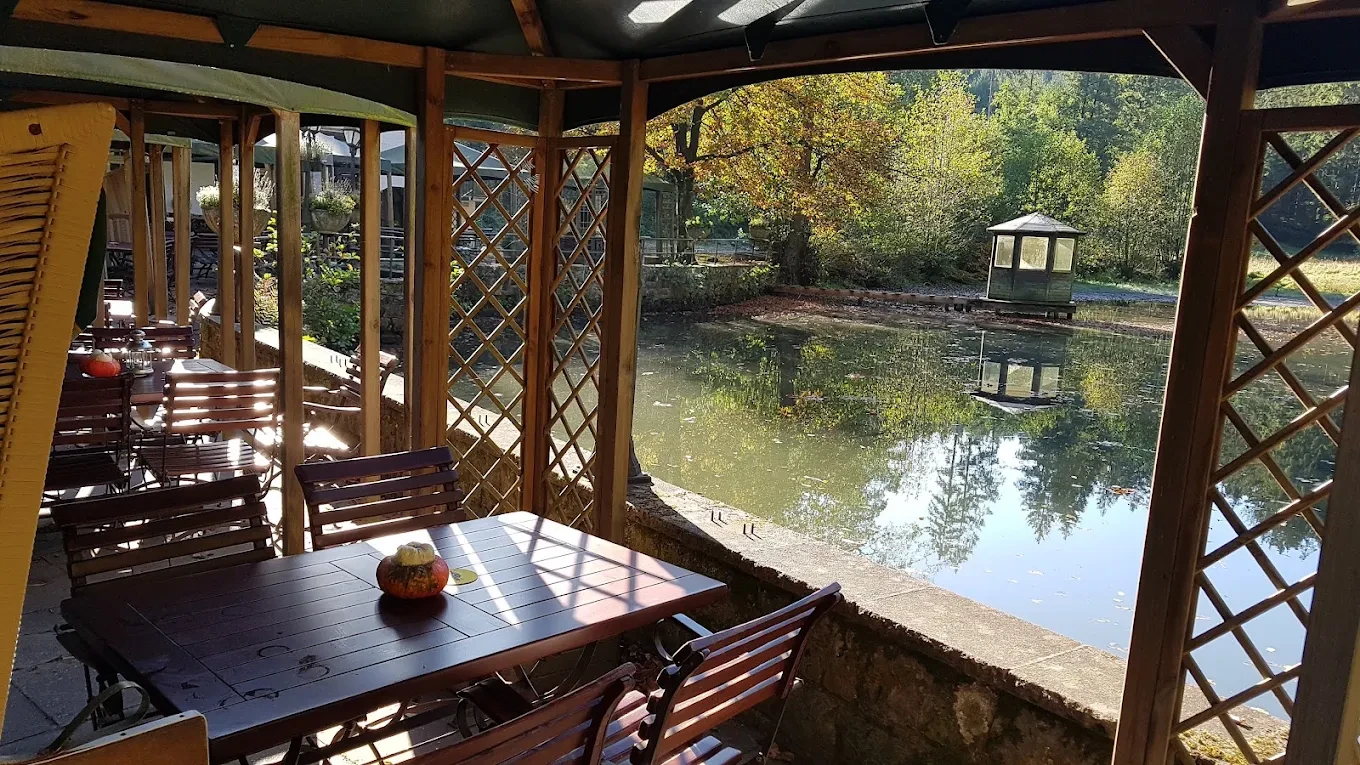 Hotel "Waldhotel Silbermühle" in Alleinlage im Teutoburger Wald 5
