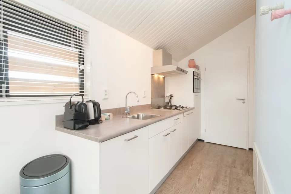 Ameland Lodge mit Veranda in Hollum 2