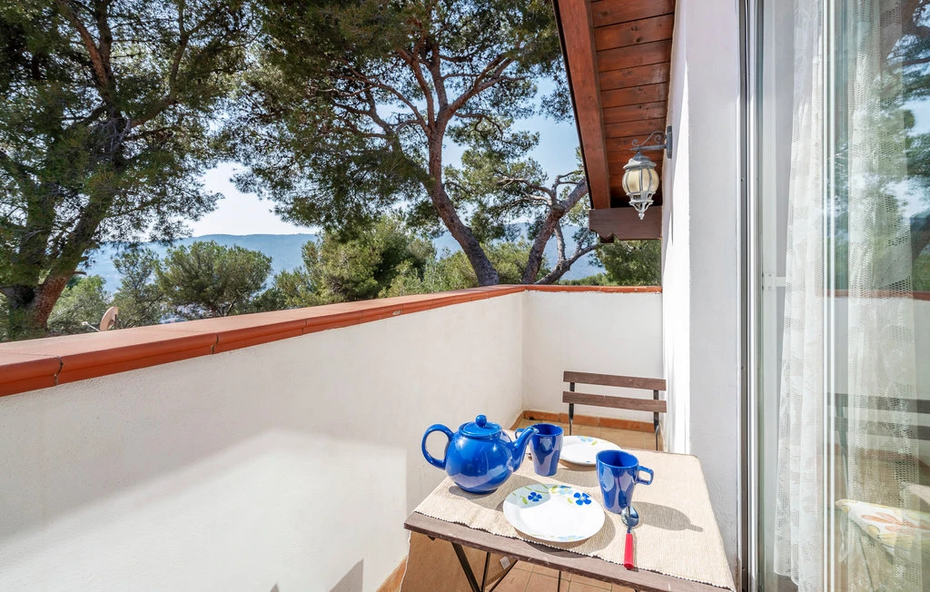 Ferienwohnung Andora mit Meerblick und eingezäuntem Garten 3