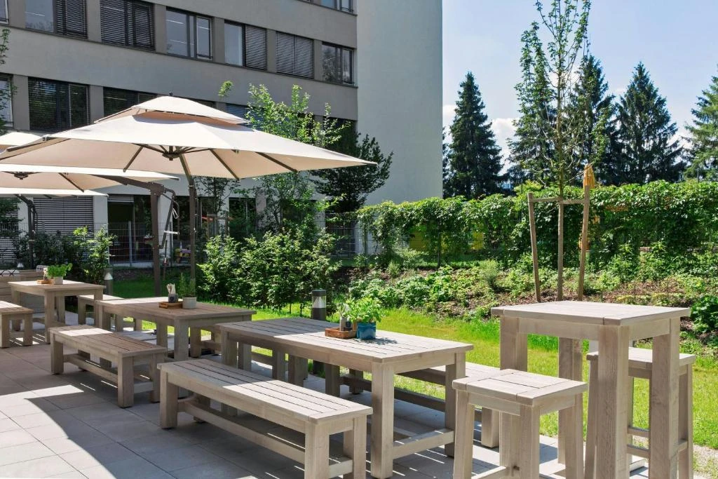 Hotel "Courtyard by Marriott Oberpfaffenhofen Munich South" im 5-Seen-Land 4