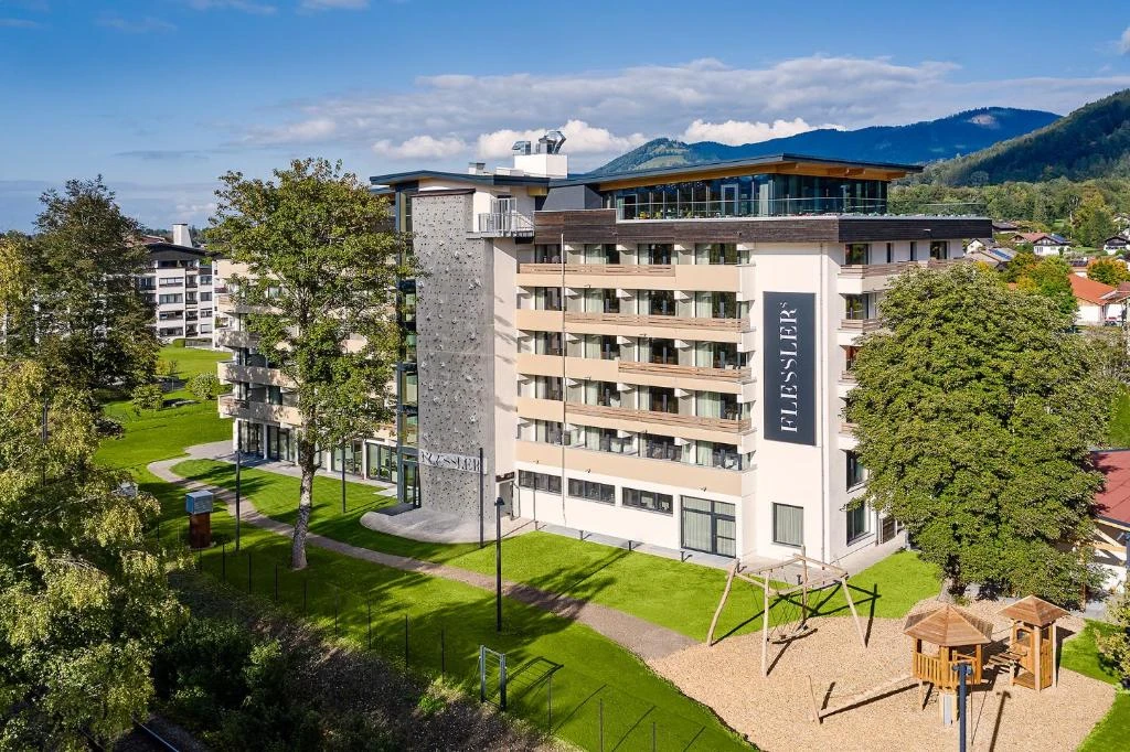 Flesslers Lenggries, a Tribute Portfolio Hotel 3