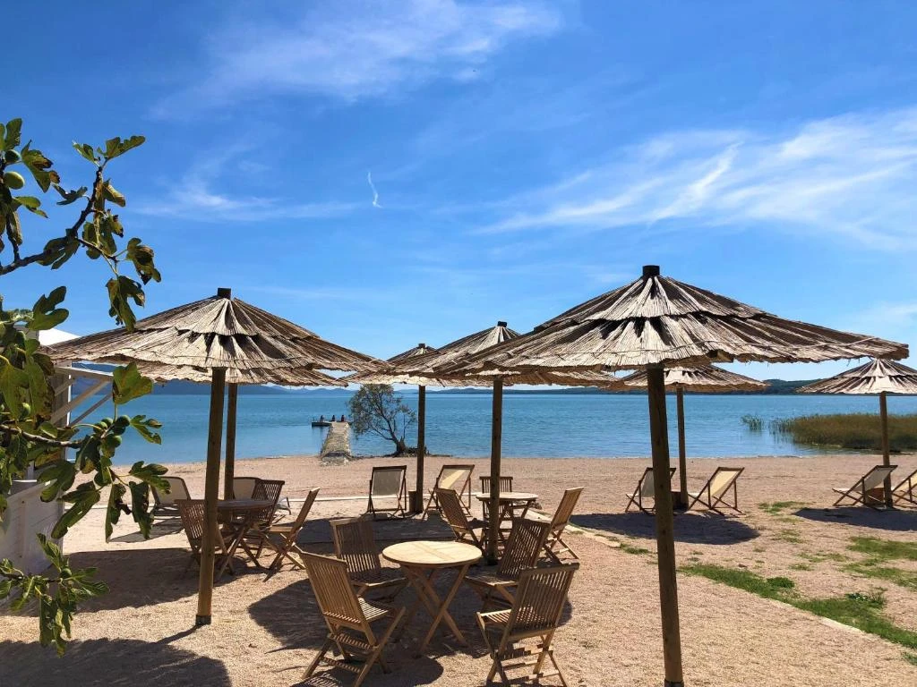 Campingplatz "Vransko jezero Crkvine"  3