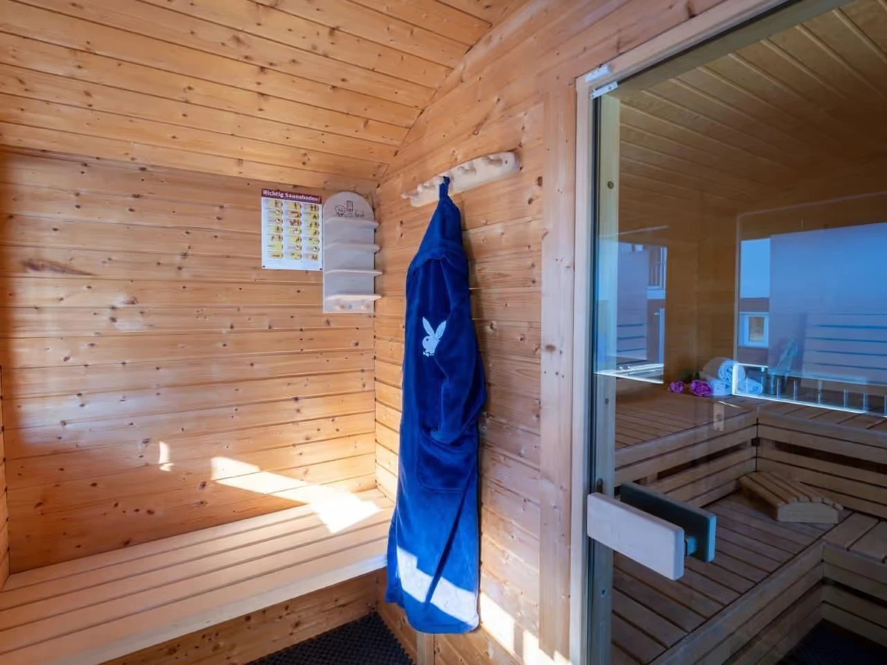 Ferienwohnung "Bergdomizil Hölzlers" mit Terrasse am Waldrand 2