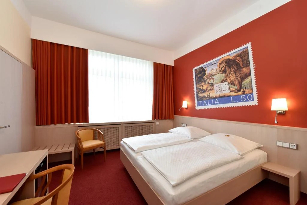 Hotel "Hotel ADRIA München" am Englischen Garten 2