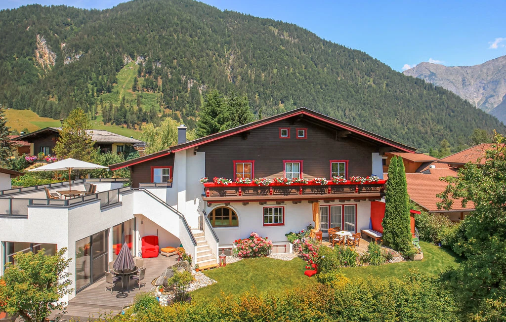 Ferienwohnung Saalfelden mit Balkon