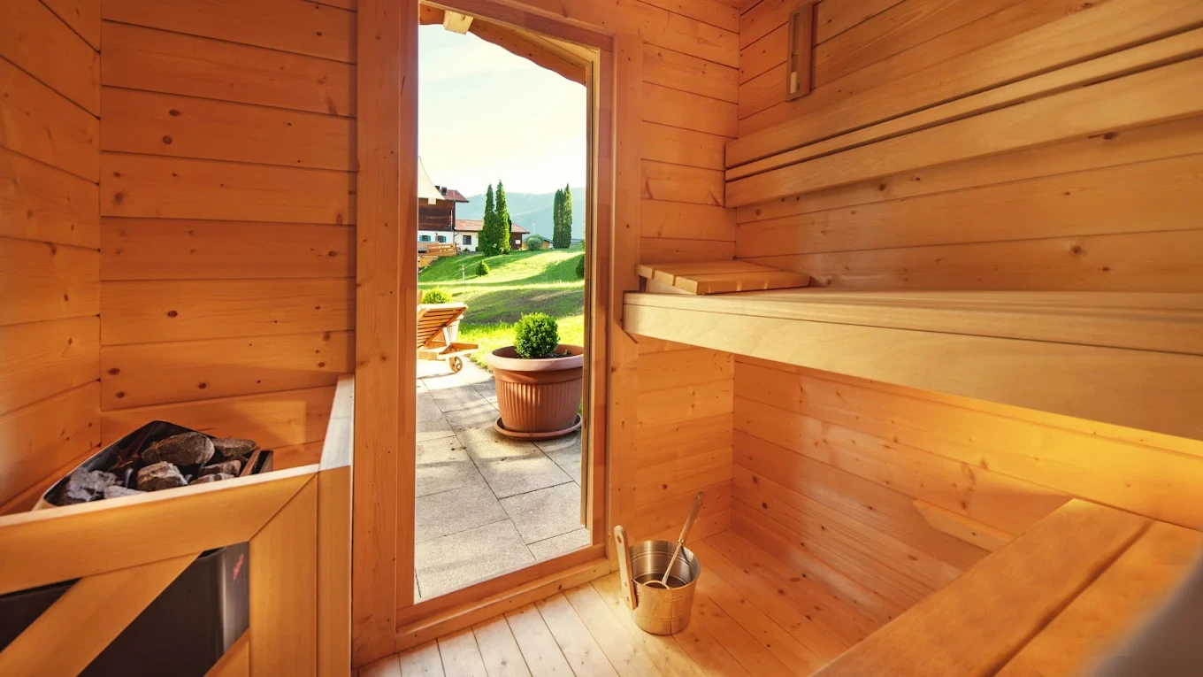 Alpenhotel "Das Bergmayr" mit Pool und Wellness im Chiemgau in Inzell 4