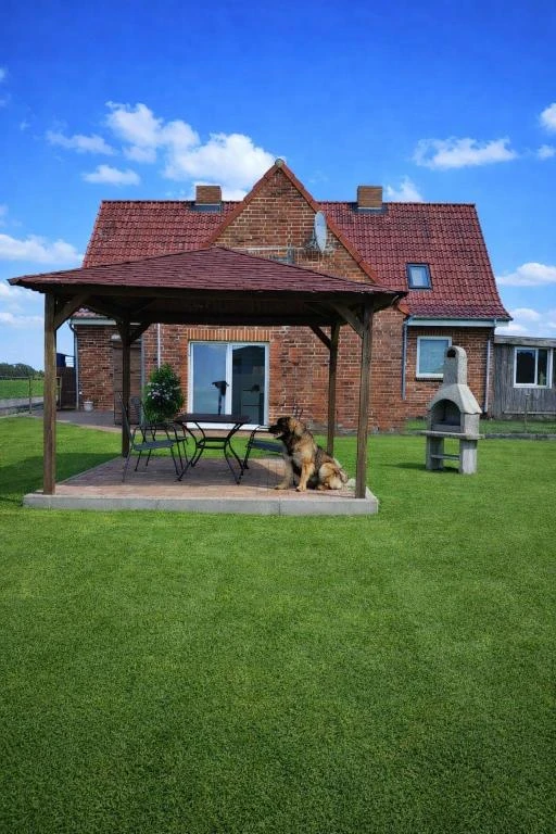 Ferienwohnung mit eingezäuntem Garten nahe der Ostsee