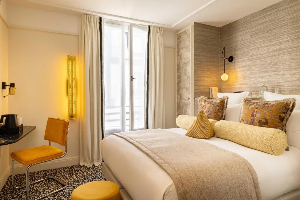 Hotel "Inattendu" in Paris 3