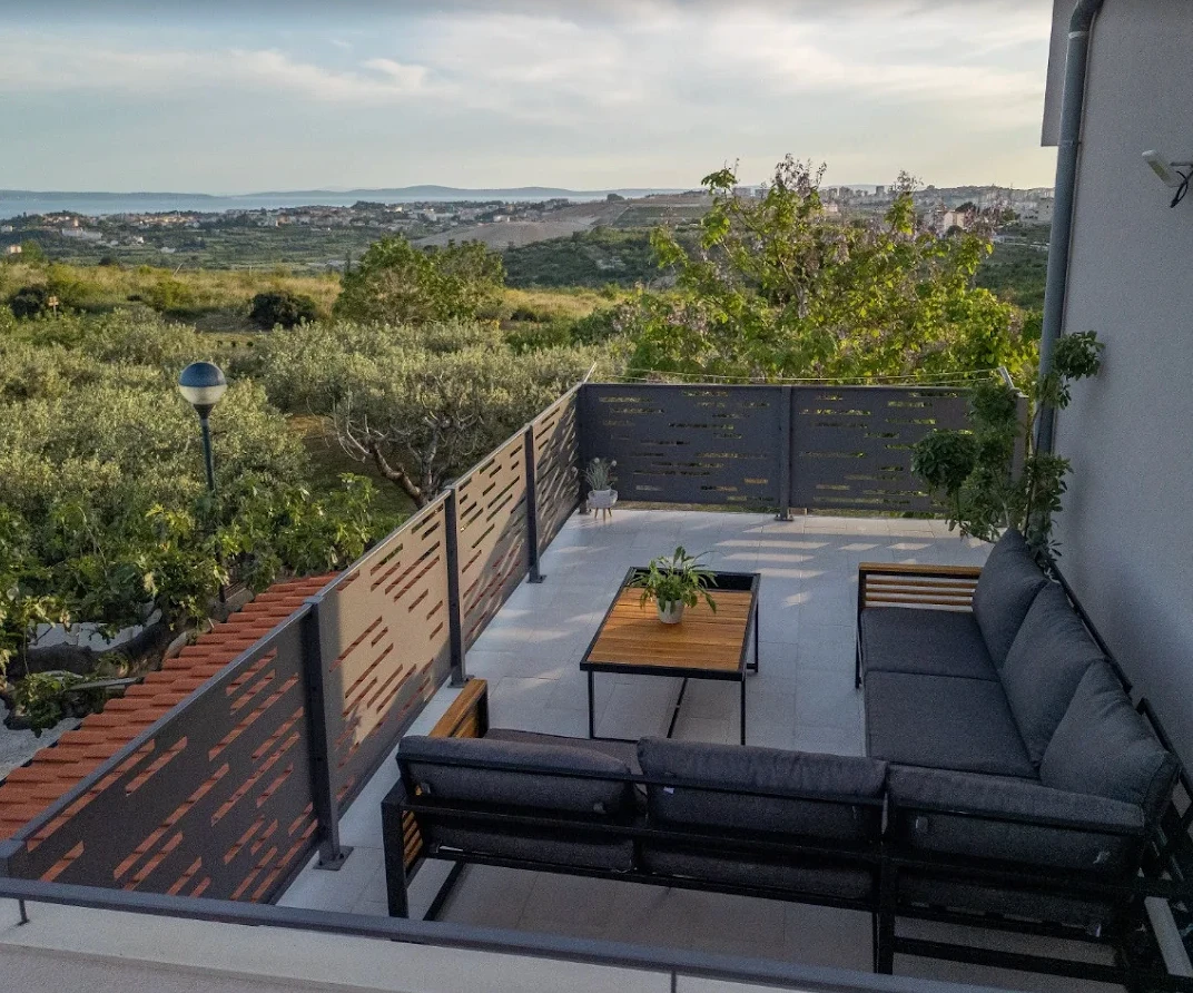 Villa Kucine Olives Garden 4