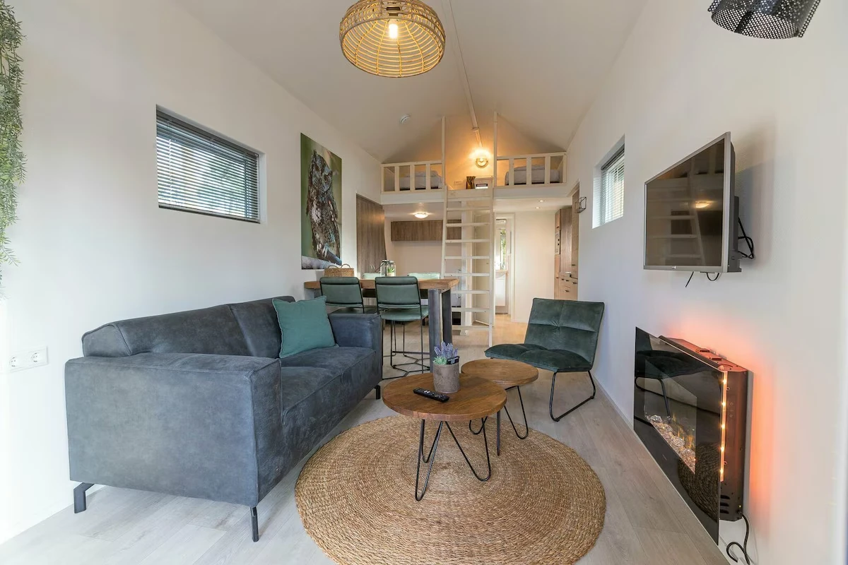 Ferienhaus "Tiny Lodge mit Hottub & Sauna" im Park Berkenrhode 4